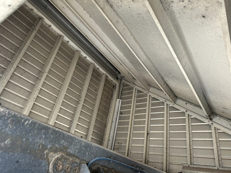 2016-timpte-hopper-bottom-image-44