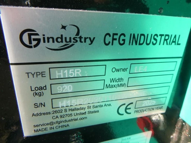 2025-agt-h15r-hydraulic-excavator-image-28