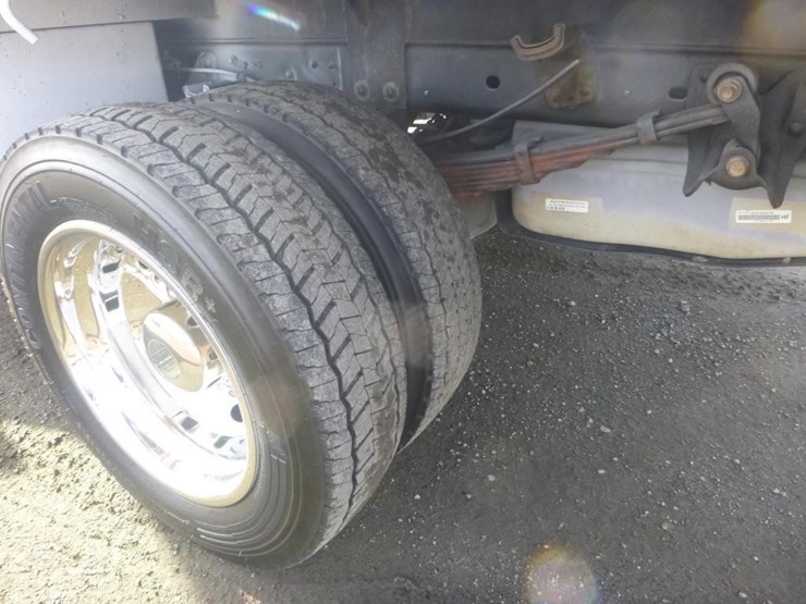 2012-ford-f450-image-17