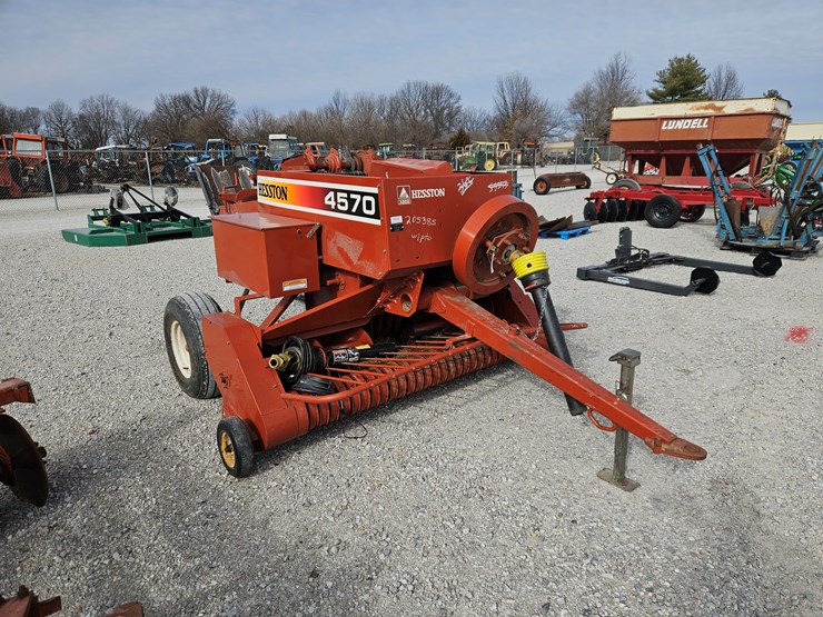 2006-hesston-4570-image-1
