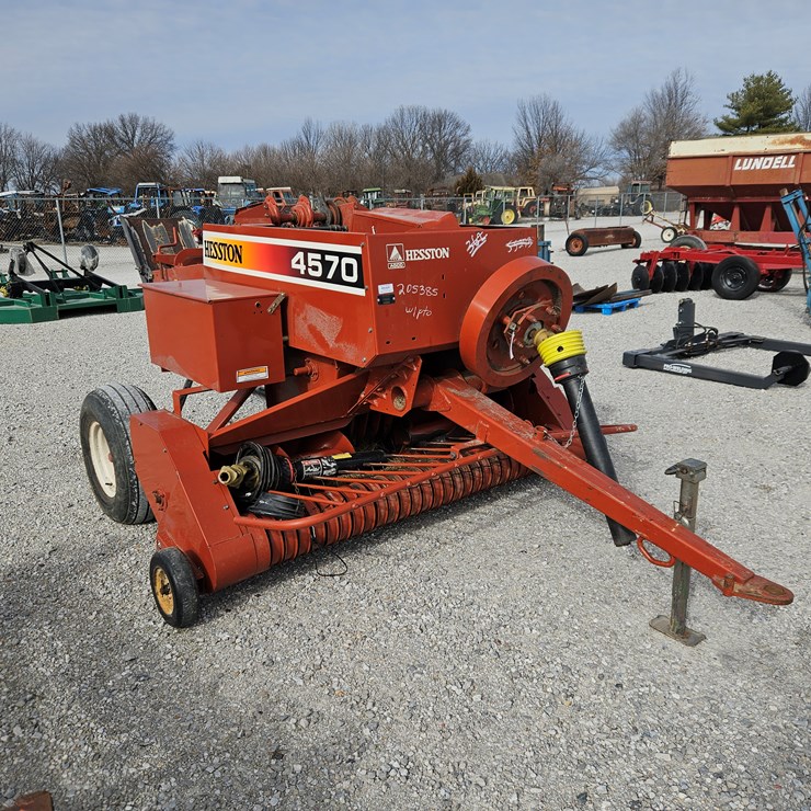 2006 HESSTON 4570