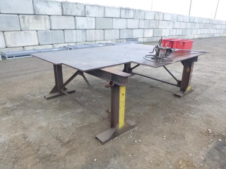 112"x80"x34"-welding-table-image-2