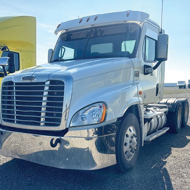 2016 FREIGHTLINER CASCADIA 125
