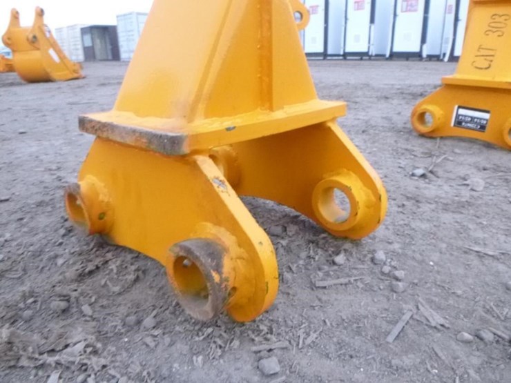 caterpillar-303-image-5