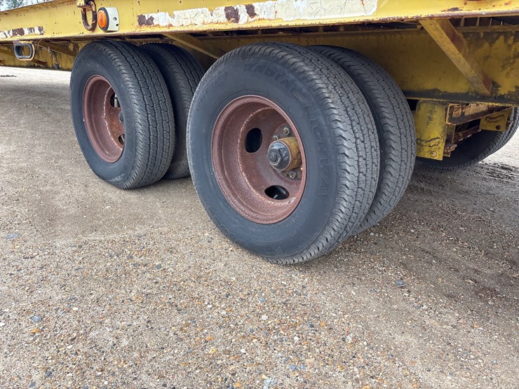 #30970-•-1999-crosley-30ft-equipment-trailer-image-6