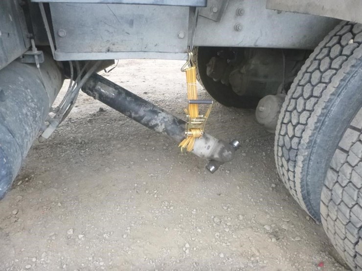 2001-international-2574-image-19