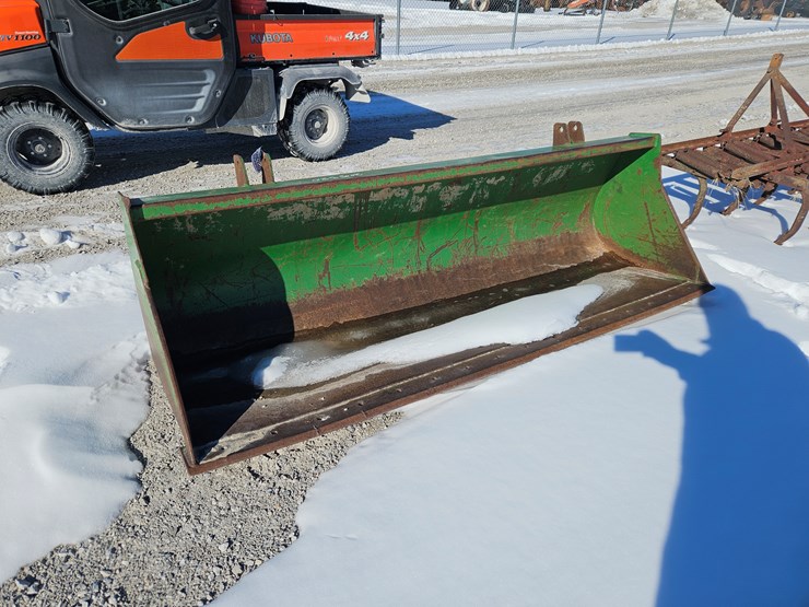 #205380-•-john-deere-smooth-bucket-image-4