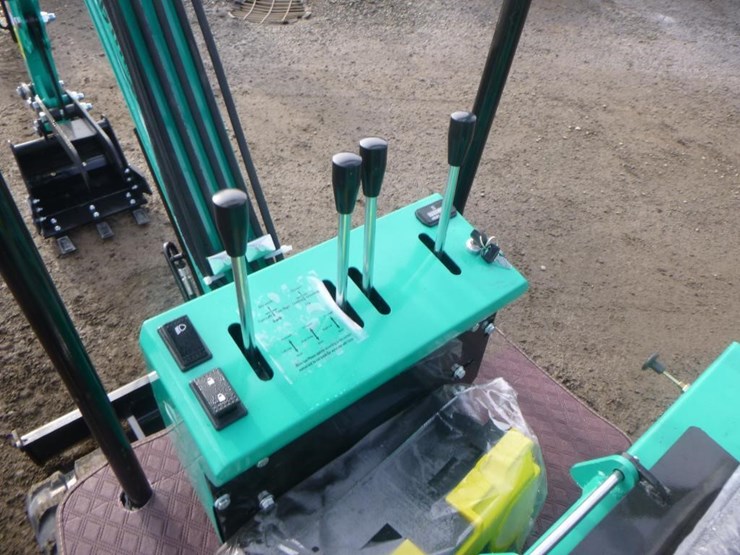 agt-mh12rx-hydraulic-excavator-image-21