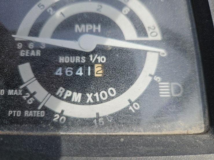 1984-john-deere-1650-image-15