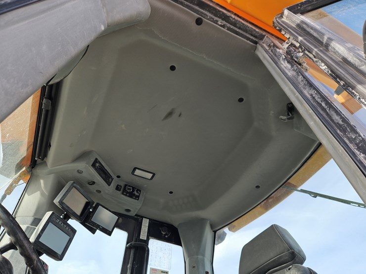 2022-deere-624p-image-17