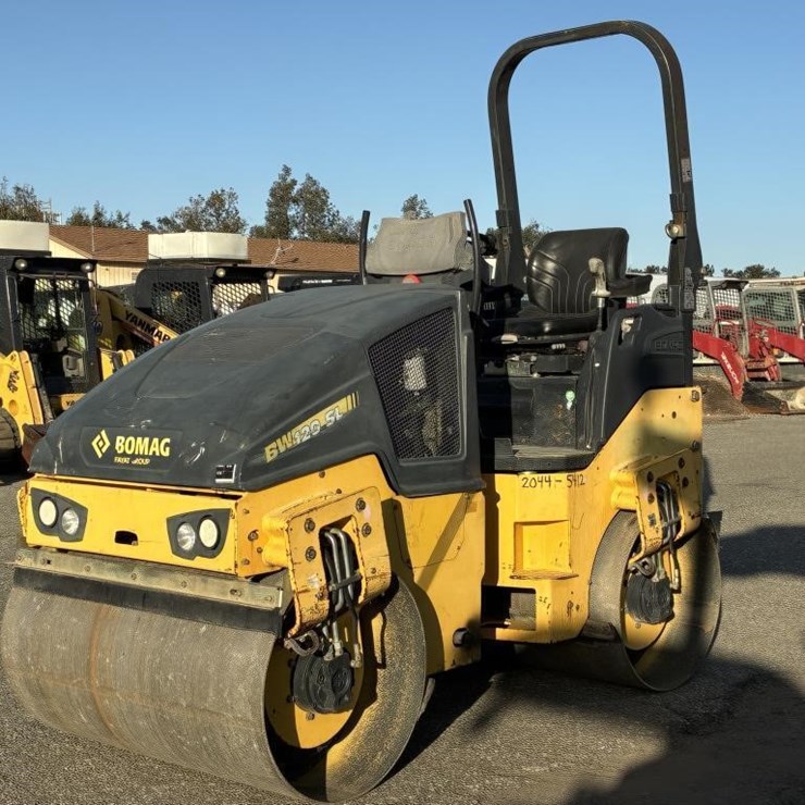 2014 BOMAG BW120SL-5