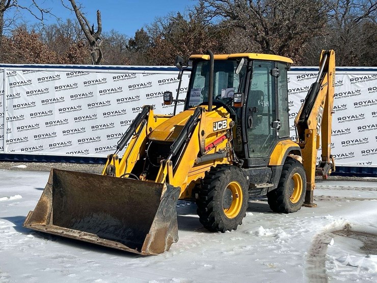 2010-jcb-3cx-image-1