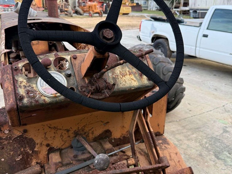 minneapolis-moline-g708-image-7