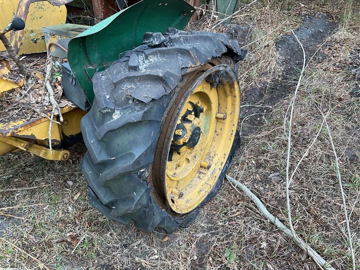 minneapolis-moline-big-mo-400m-army-tractor-image-11