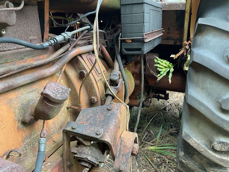 minneapolis-moline-g707-image-29