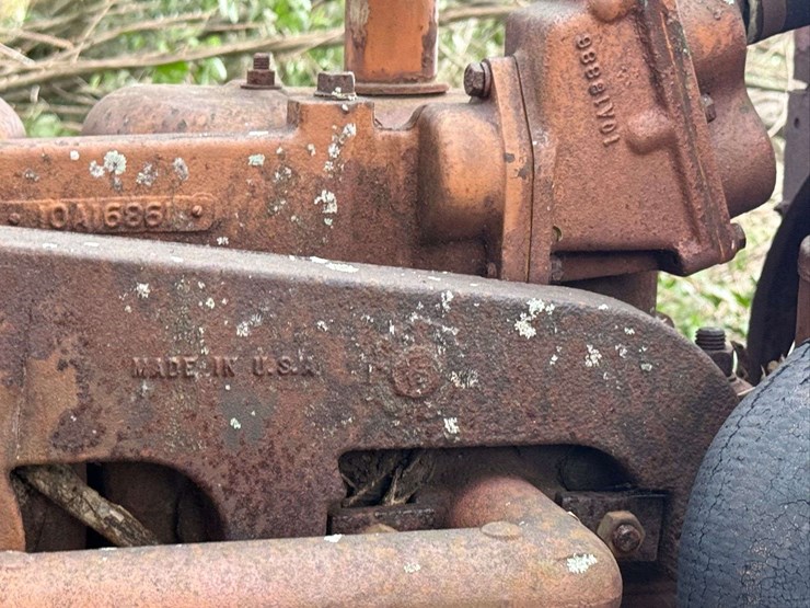 minneapolis-moline-g706-image-22