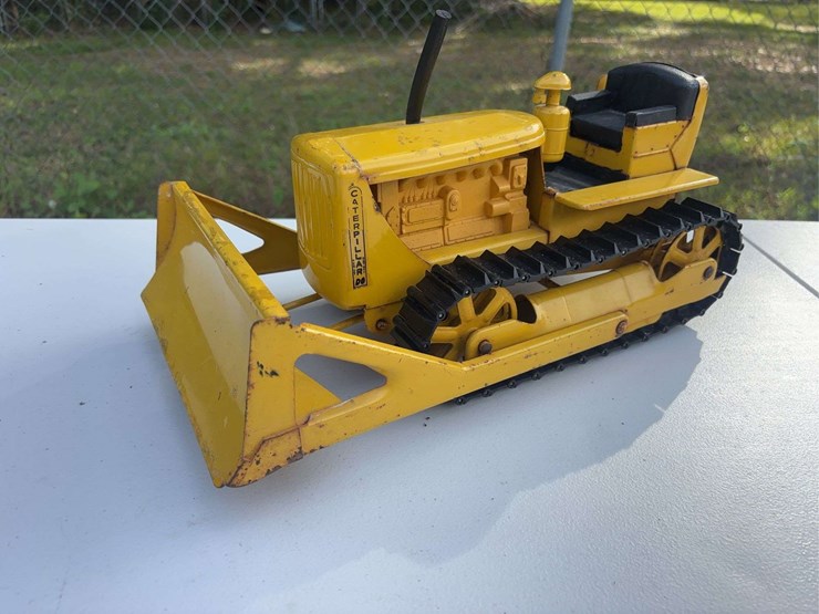 caterpillar-d6-image-2