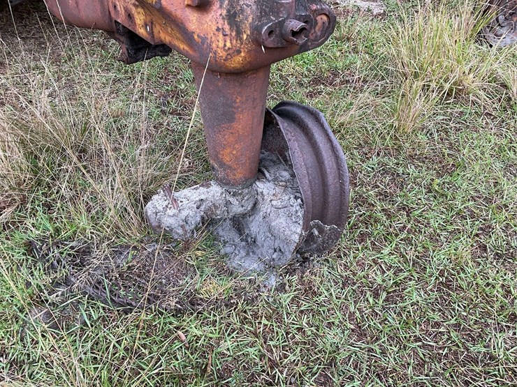 minneapolis-moline-ztu-image-15