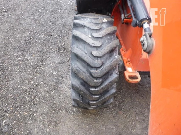 2019-kubota-r430-image-17