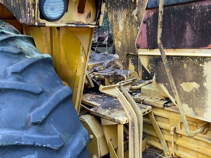 minneapolis-moline-g900-image-12