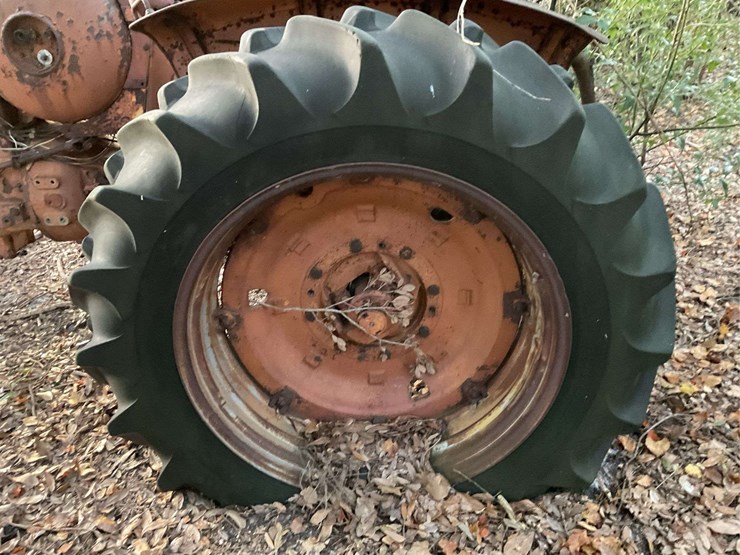 minneapolis-moline-m5-image-33