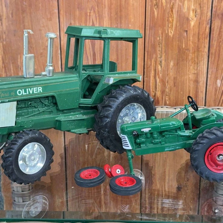 OLIVER 440