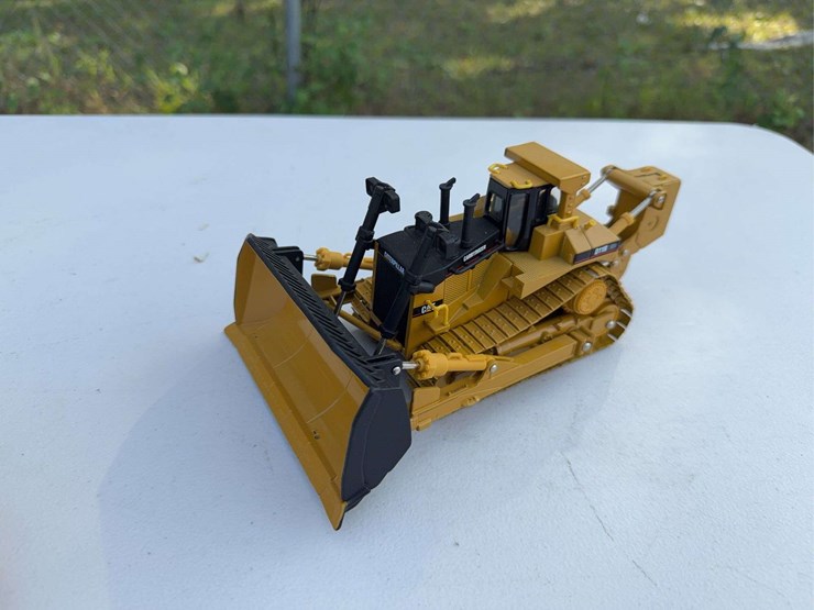 caterpillar-d11r-image-3