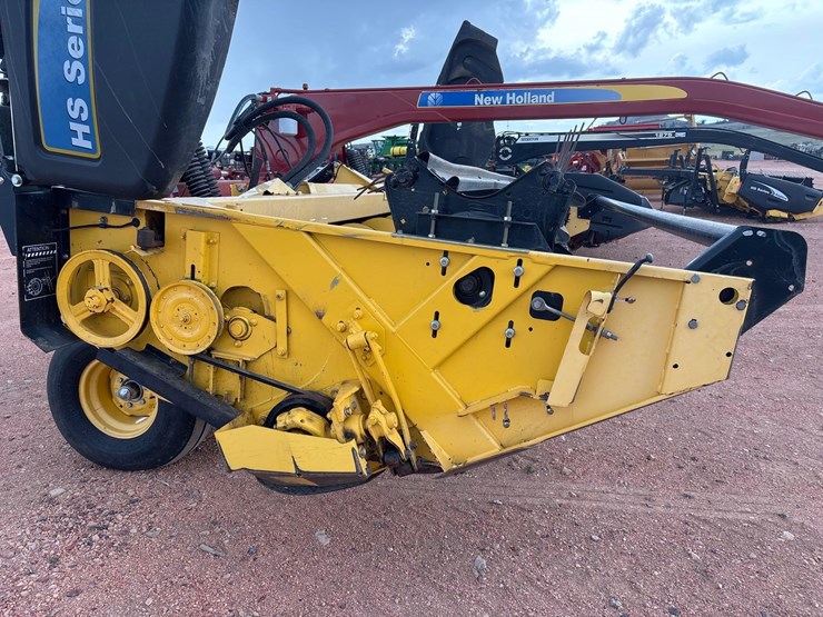 new-holland-7150-hydroswing-image-17