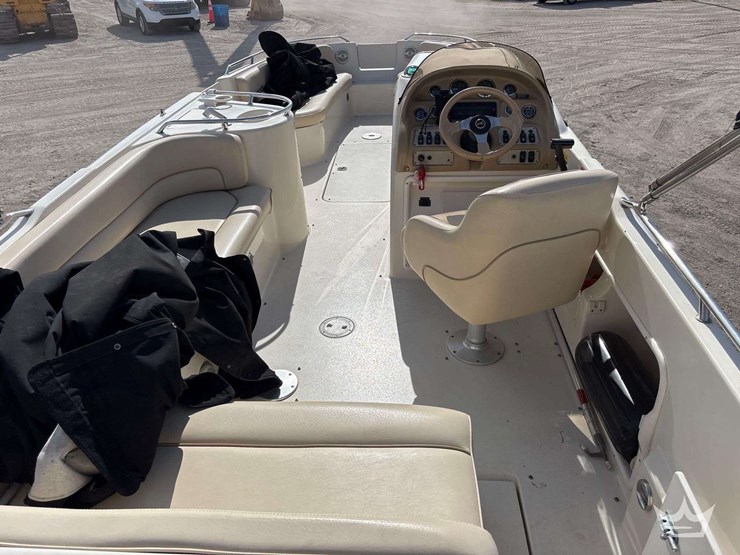 2015-shoe1999-ser-image-7