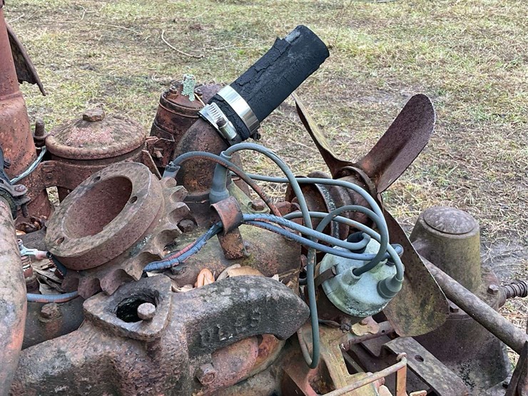 b.f.-avery-parts-tractor-image-6