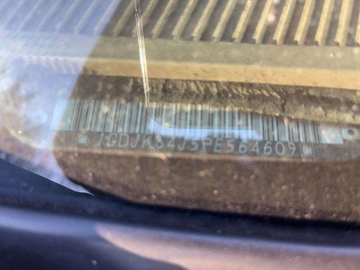 1993-gmc-3500-image-12