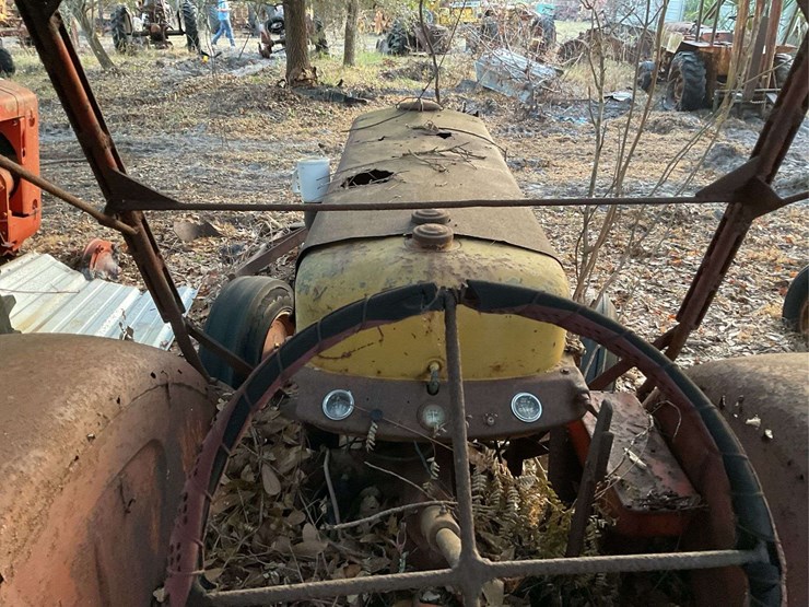 case-parts-tractor-image-17