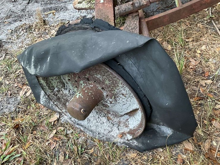 minneapolis-moline-parts-tractor-image-24