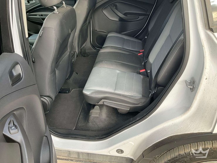 2017-ford-escape-image-28