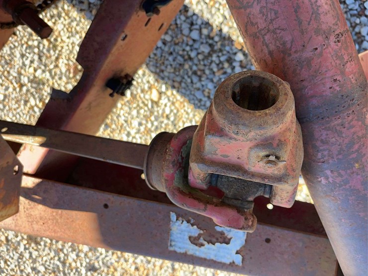 new-holland-355-image-12