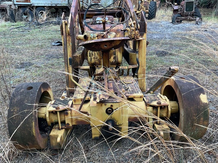 minneapolis-moline-parts-tractor-image-5