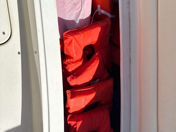 2015-shoe1999-ser-image-10