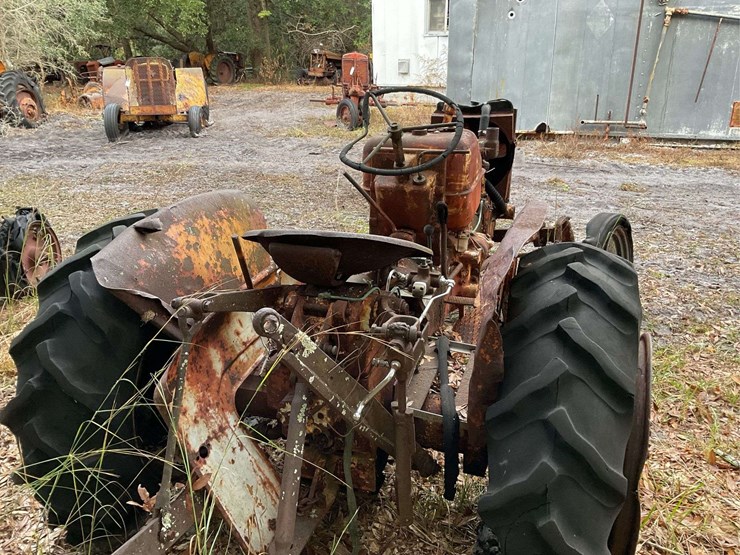 minneapolis-moline-aip-image-17