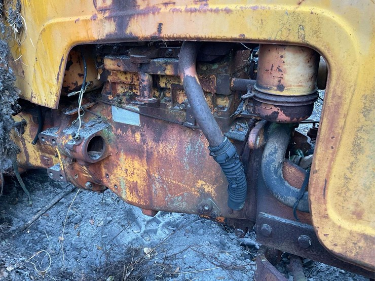 minneapolis-moline-445-image-24