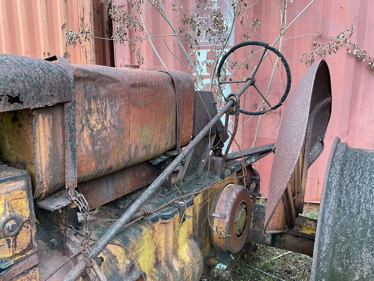 minneapolis-moline-ztu-image-14