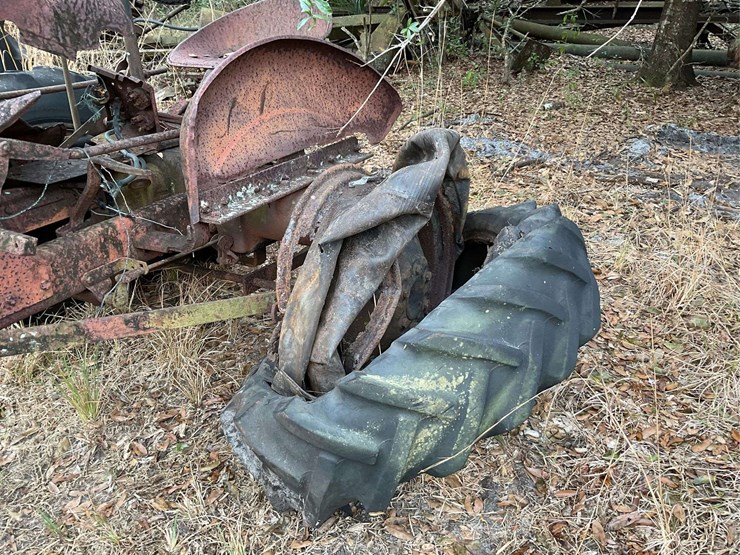 b.f.-avery-parts-tractor-image-16