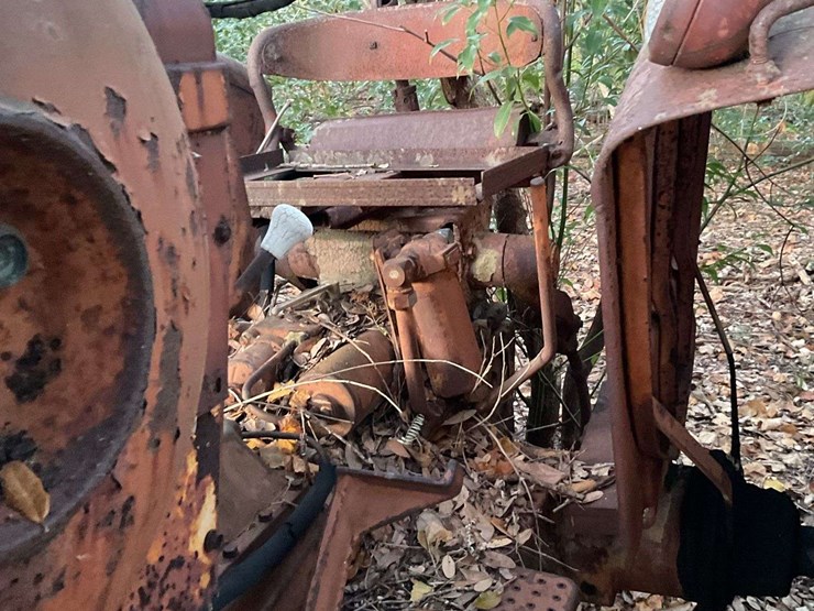 minneapolis-moline-m5-image-31