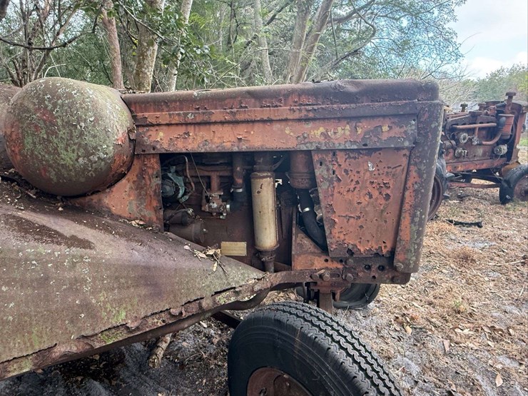 minneapolis-moline-orchard-image-4