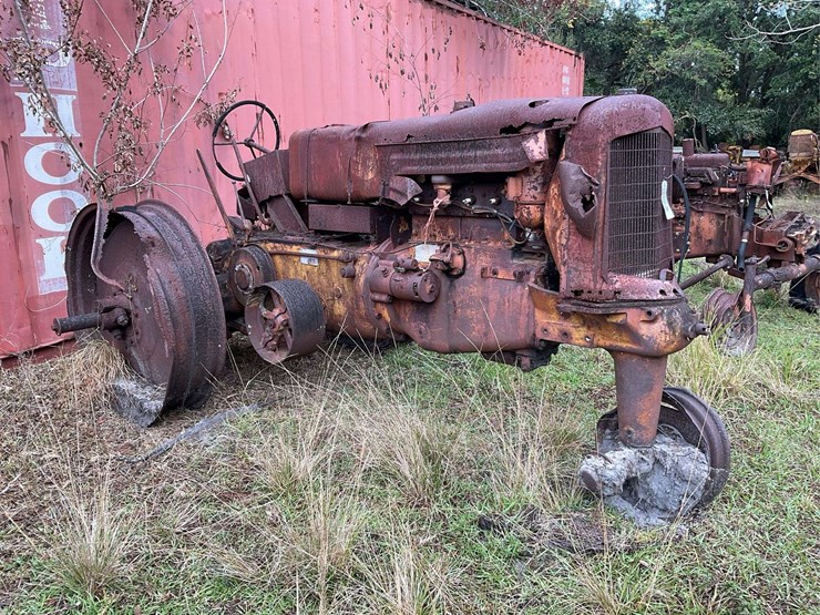 minneapolis-moline-ztu-image-2