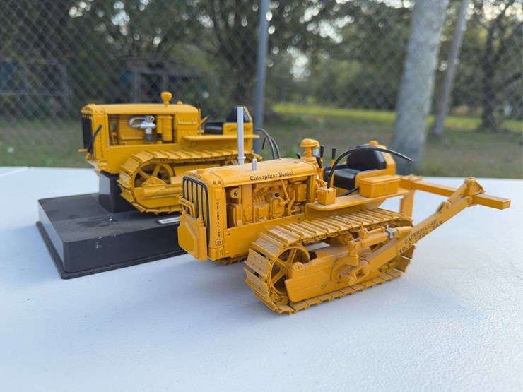 caterpillar-d2-image-1