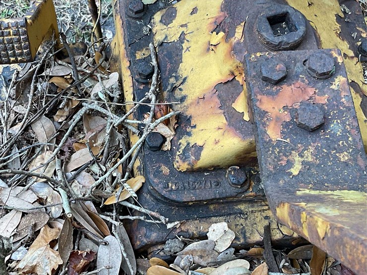 minneapolis-moline-big-mo-400m-army-tractor-image-19