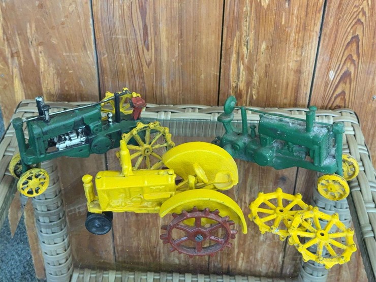 john-deere-16-image-2