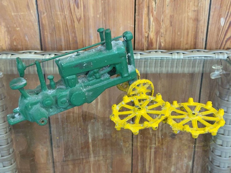 john-deere-16-image-21