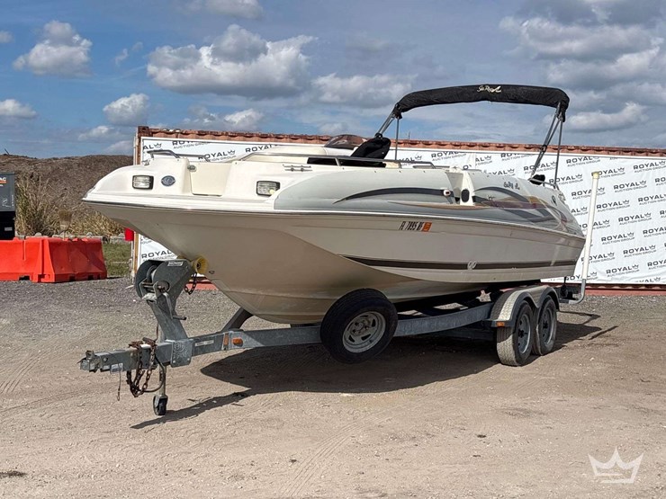 2015-shoe1999-ser-image-1