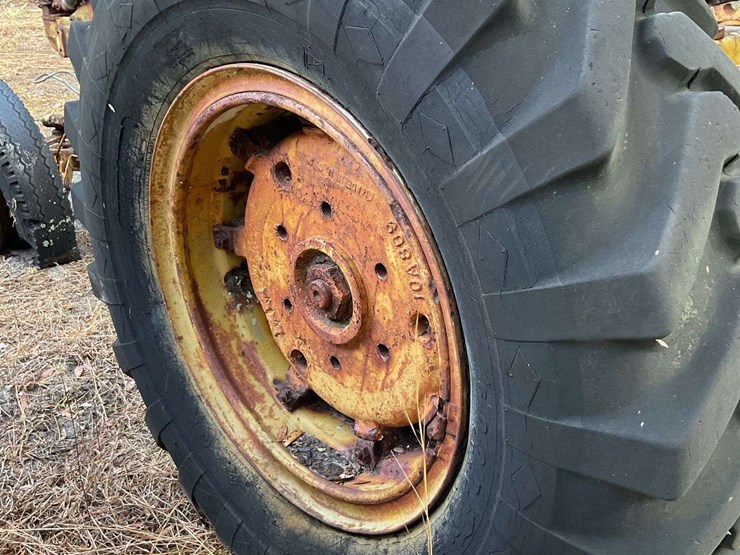 minneapolis-moline-z-image-17